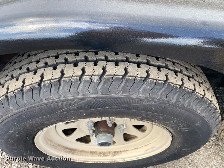 image for item KB9461 1994 Wells Cargo  enclosed cargo trailer