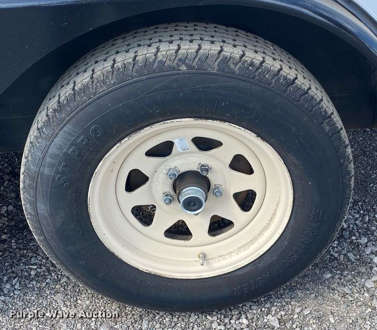 image for item KB9461 1994 Wells Cargo  enclosed cargo trailer