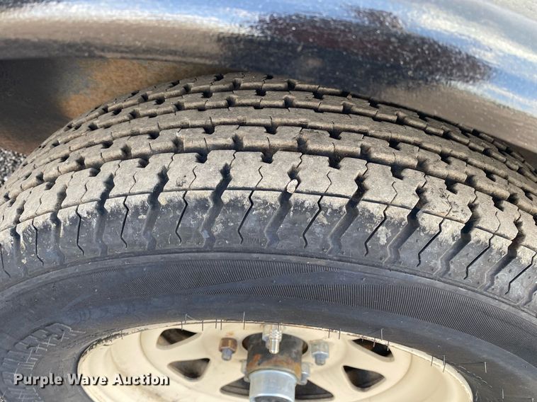 image for item KB9461 1994 Wells Cargo  enclosed cargo trailer