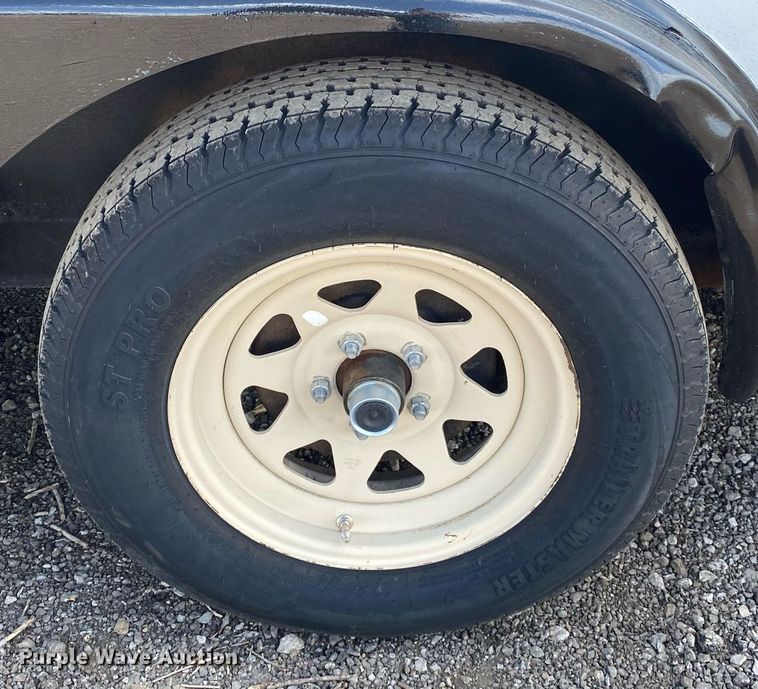 image for item KB9461 1994 Wells Cargo  enclosed cargo trailer