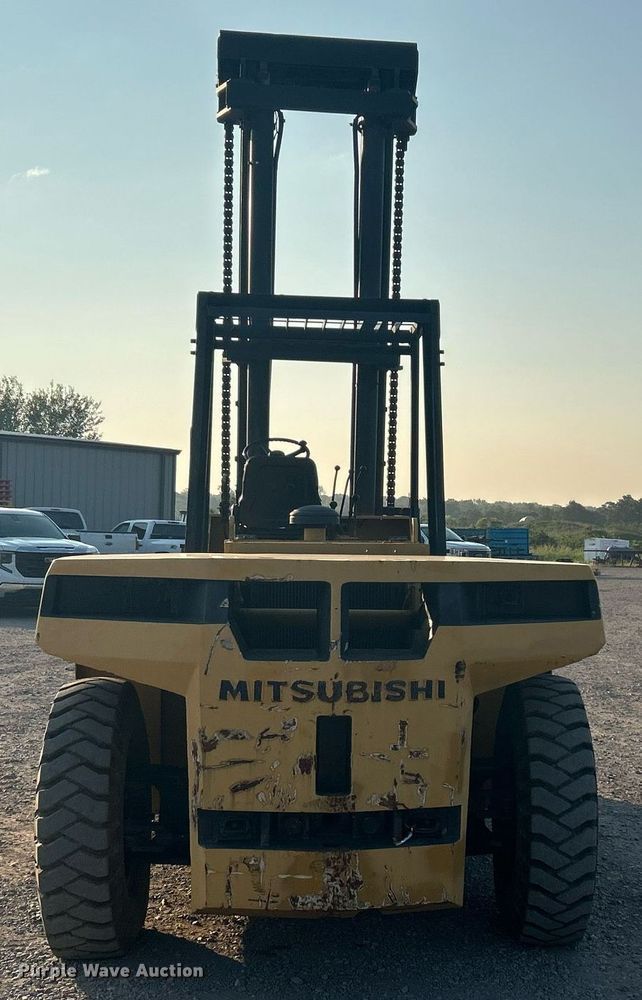 image for item KH9467 Mitsubishi FD150A  forklift