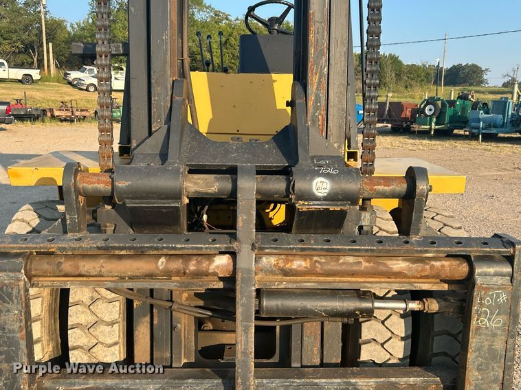 image for item KH9467 Mitsubishi FD150A  forklift