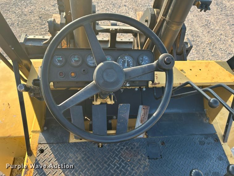 image for item KH9467 Mitsubishi FD150A  forklift