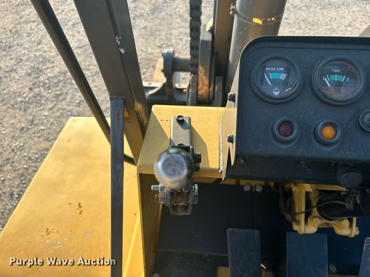 image for item KH9467 Mitsubishi FD150A  forklift