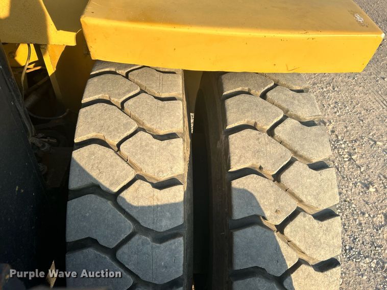 image for item KH9467 Mitsubishi FD150A  forklift