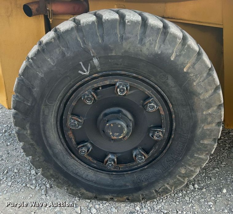 image for item KH9467 Mitsubishi FD150A  forklift