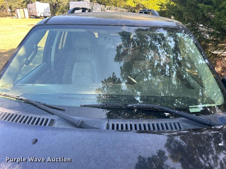 image for item KH9471 2003 Ford Explorer SUV