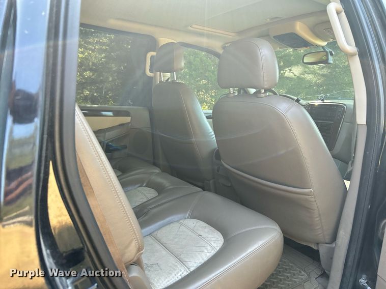 image for item KH9471 2003 Ford Explorer SUV