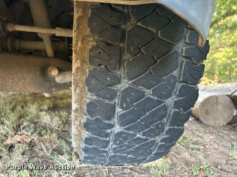 image for item KH9471 2003 Ford Explorer SUV