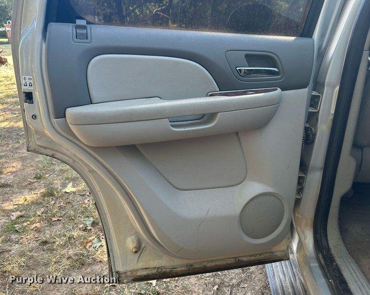 image for item KH9472 2010 GMC Yukon  SUV