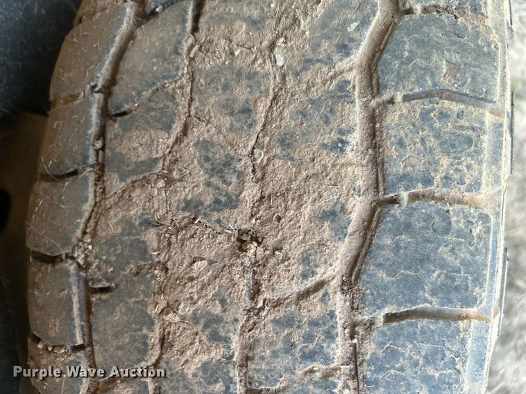 image for item KH9472 2010 GMC Yukon  SUV