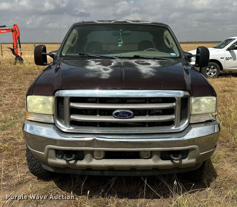 image for item KM9800 2004 Ford  F250 Super Duty Lariat King Ranch Crew Cab pickup truck