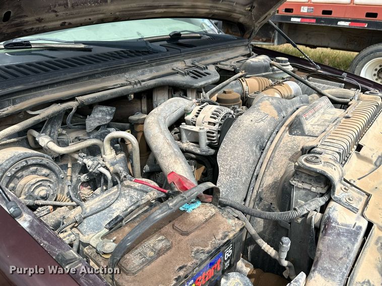 image for item KM9800 2004 Ford  F250 Super Duty Lariat King Ranch Crew Cab pickup truck