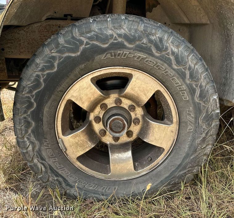 image for item KM9800 2004 Ford  F250 Super Duty Lariat King Ranch Crew Cab pickup truck