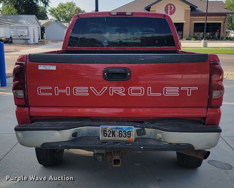 image for item KS9257 2003 Chevrolet Silverado 2500HD  Ext. Cab pickup truck