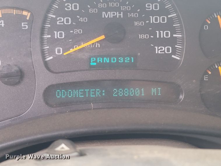 image for item KS9257 2003 Chevrolet Silverado 2500HD  Ext. Cab pickup truck