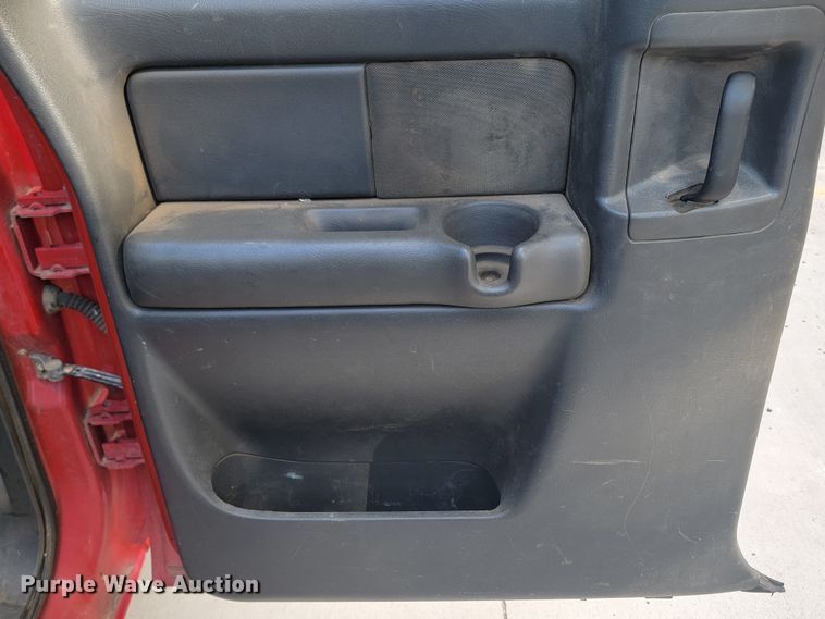 image for item KS9257 2003 Chevrolet Silverado 2500HD  Ext. Cab pickup truck