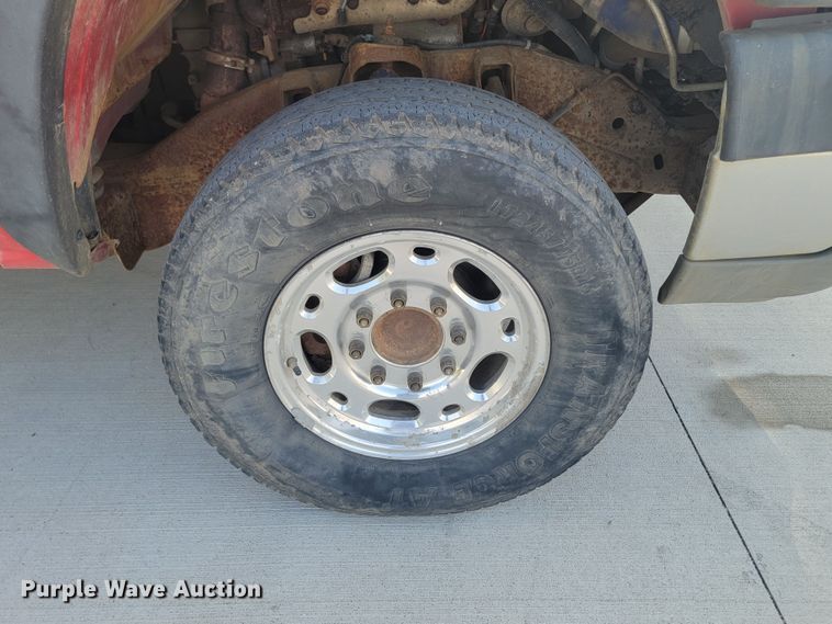 image for item KS9257 2003 Chevrolet Silverado 2500HD  Ext. Cab pickup truck