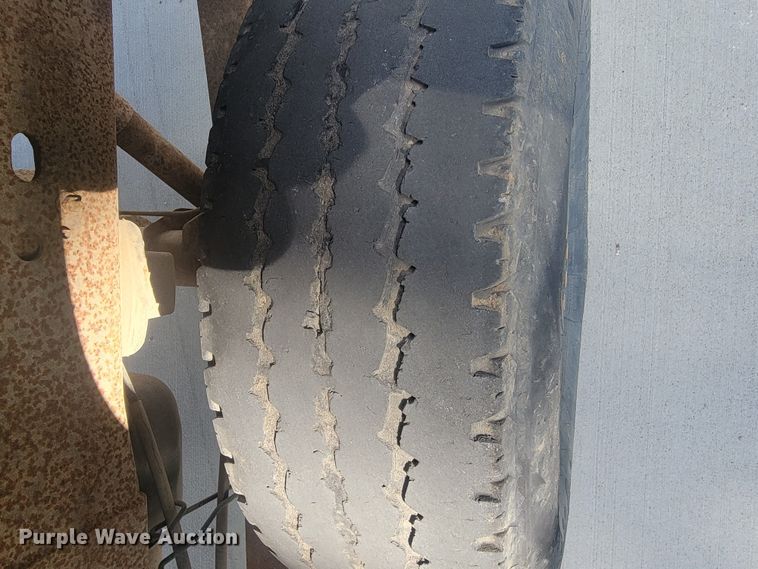 image for item KS9257 2003 Chevrolet Silverado 2500HD  Ext. Cab pickup truck