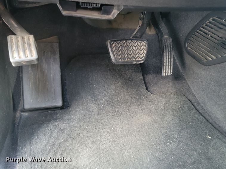 image for item KS9258 2013 Chevrolet Traverse LT  SUV