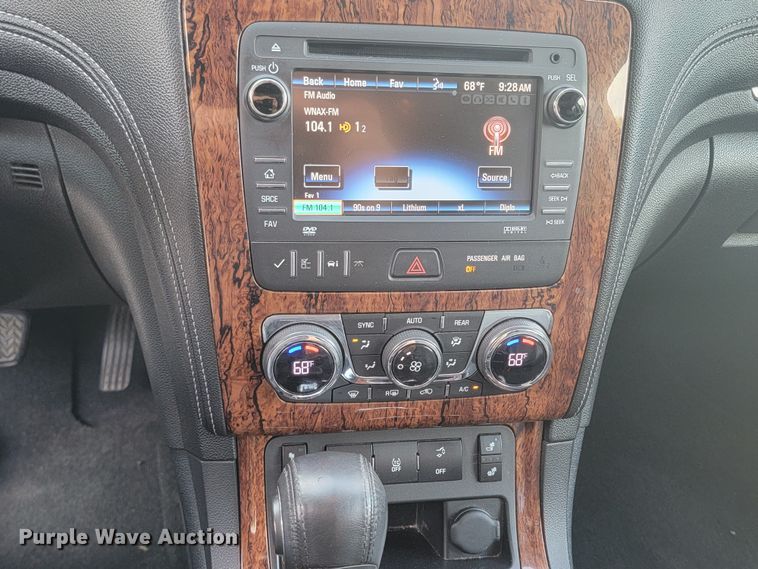 image for item KS9258 2013 Chevrolet Traverse LT  SUV