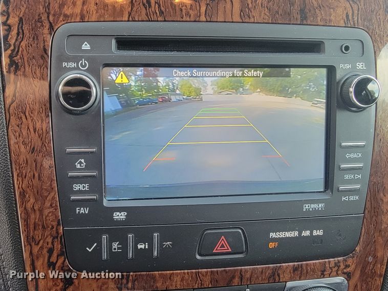 image for item KS9258 2013 Chevrolet Traverse LT  SUV