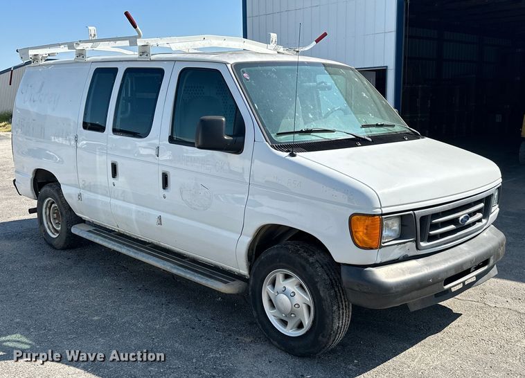 image for item KT9358 2007 Ford E250  van