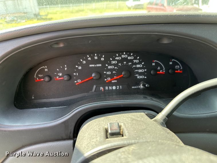 image for item KT9358 2007 Ford E250  van