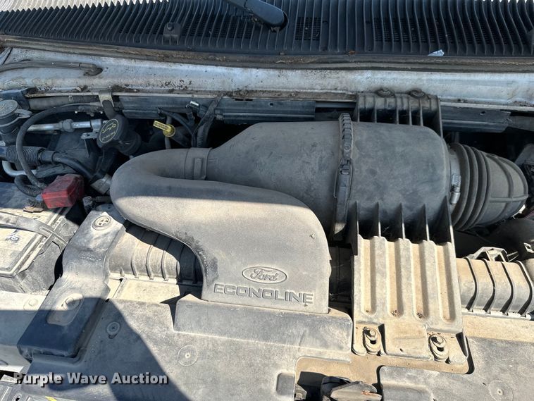 image for item KT9358 2007 Ford E250  van