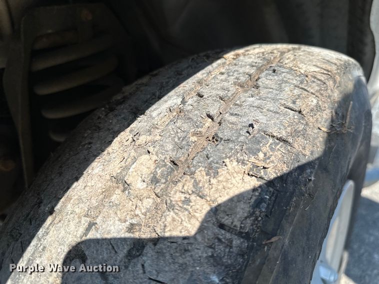 image for item KT9358 2007 Ford E250  van