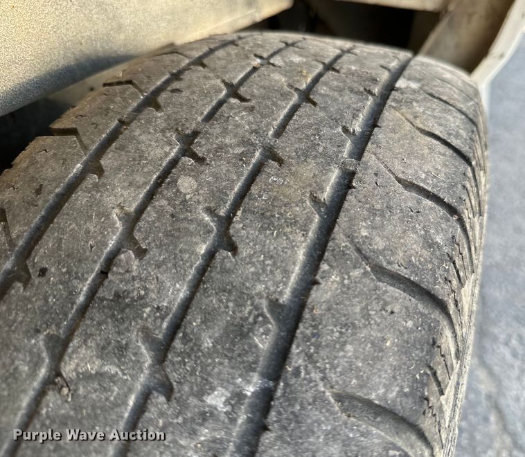 image for item KT9358 2007 Ford E250  van