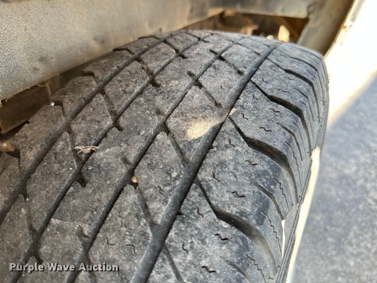 image for item KT9358 2007 Ford E250  van