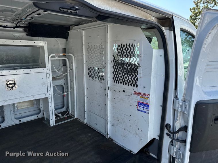 image for item KT9359 2015 Ford Transit 150  van