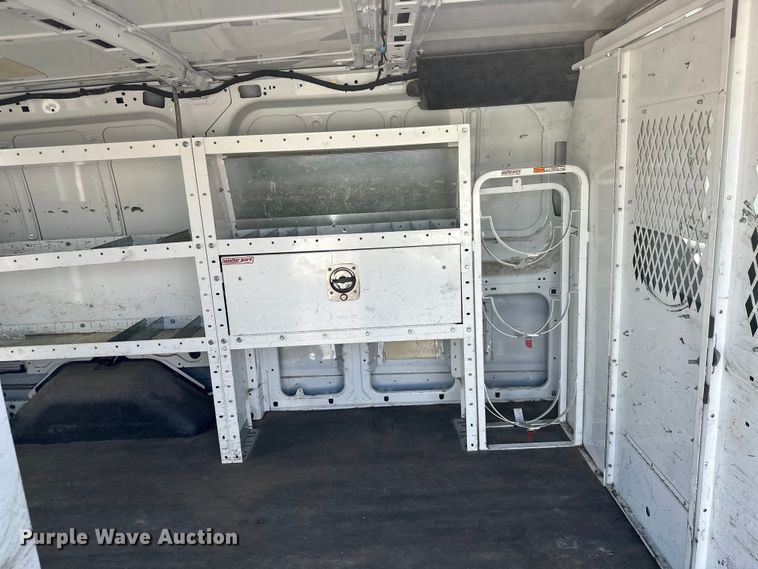 image for item KT9359 2015 Ford Transit 150  van