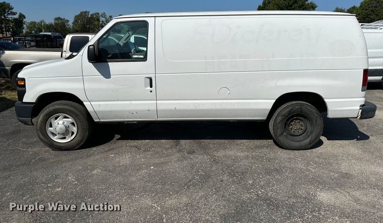 image for item KT9360 2009 Ford E350 Super Duty  van