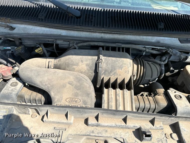 image for item KT9360 2009 Ford E350 Super Duty  van