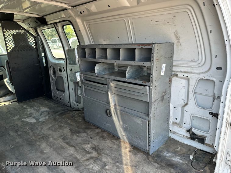 image for item KT9360 2009 Ford E350 Super Duty  van