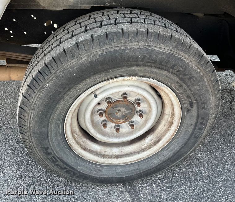 image for item KT9360 2009 Ford E350 Super Duty  van