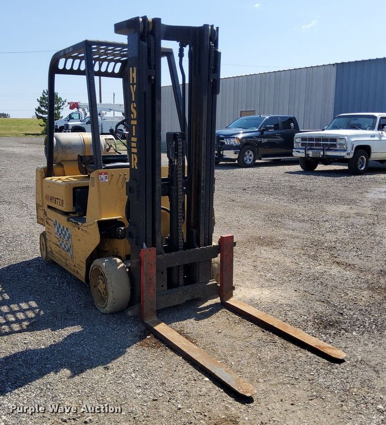 image for item KW9024 Hyster S40XL  forklift