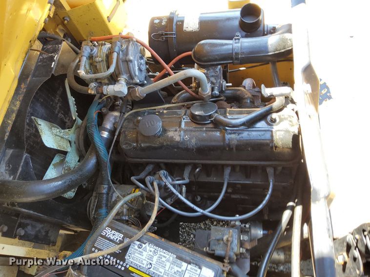 image for item KW9024 Hyster S40XL  forklift