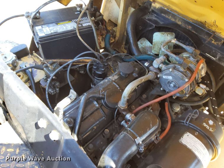 image for item KW9024 Hyster S40XL  forklift