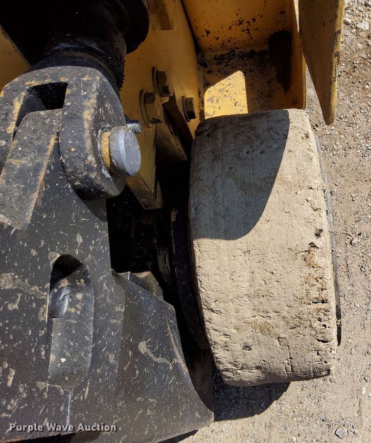 image for item KW9024 Hyster S40XL  forklift