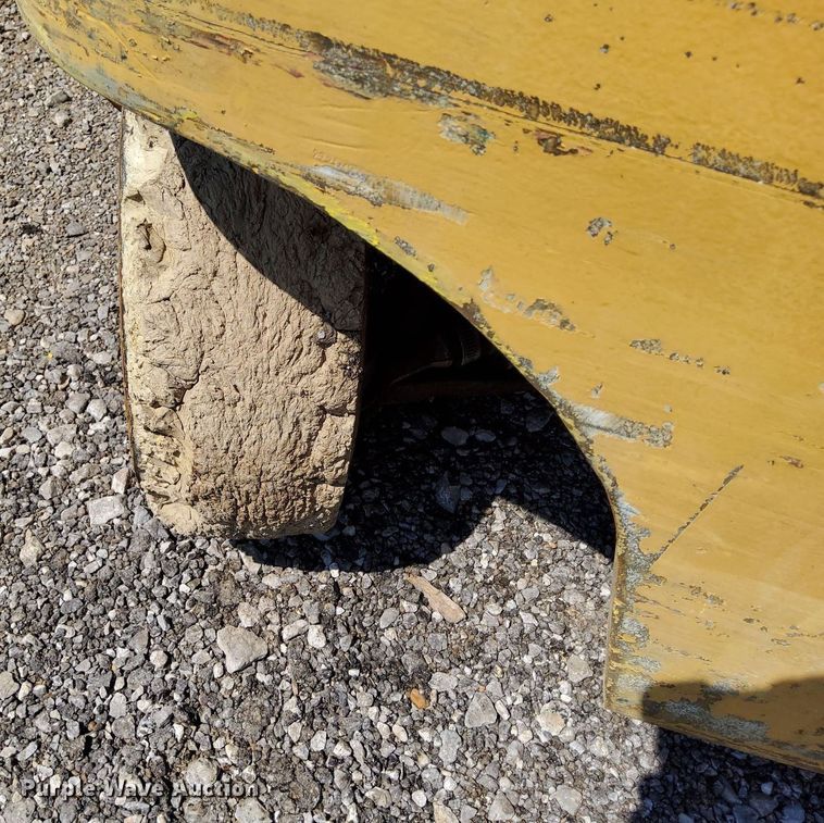 image for item KW9024 Hyster S40XL  forklift