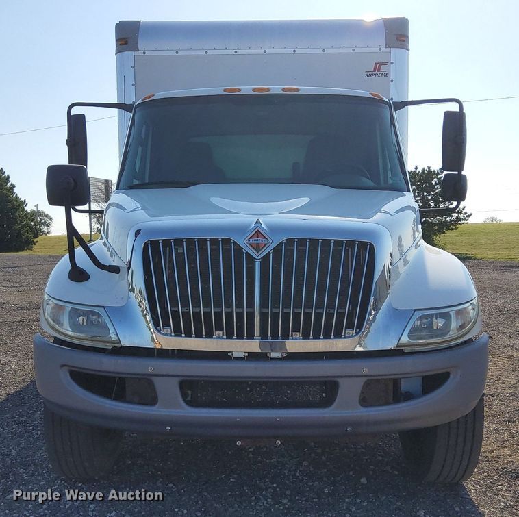 image for item KW9030 2014 International 4300 SBA  box truck