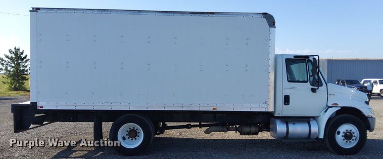 image for item KW9030 2014 International 4300 SBA  box truck