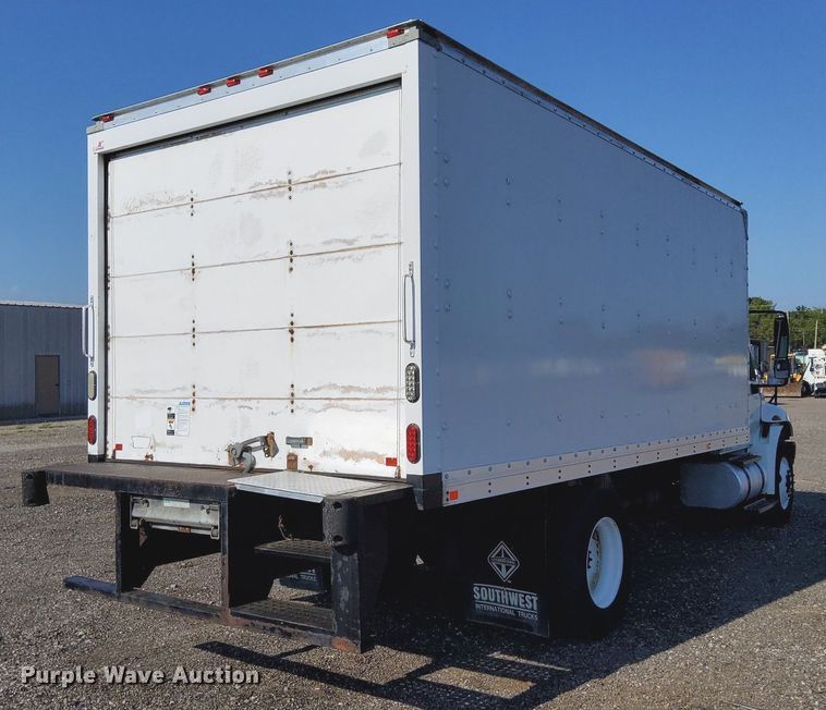 image for item KW9030 2014 International 4300 SBA  box truck