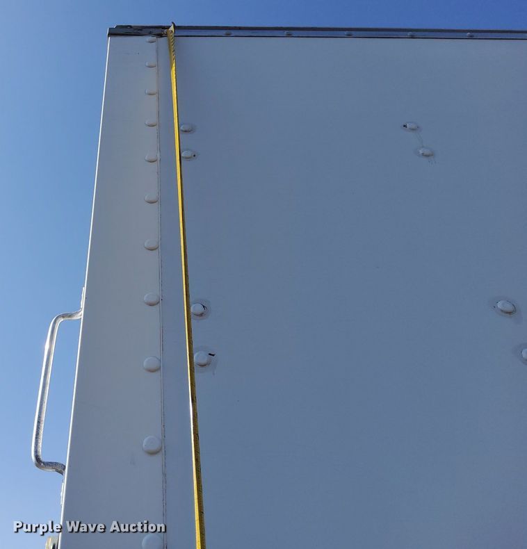 image for item KW9030 2014 International 4300 SBA  box truck