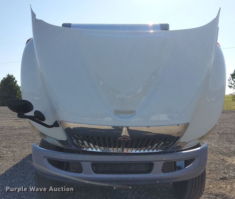 image for item KW9030 2014 International 4300 SBA  box truck