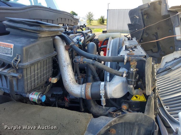 image for item KW9030 2014 International 4300 SBA  box truck