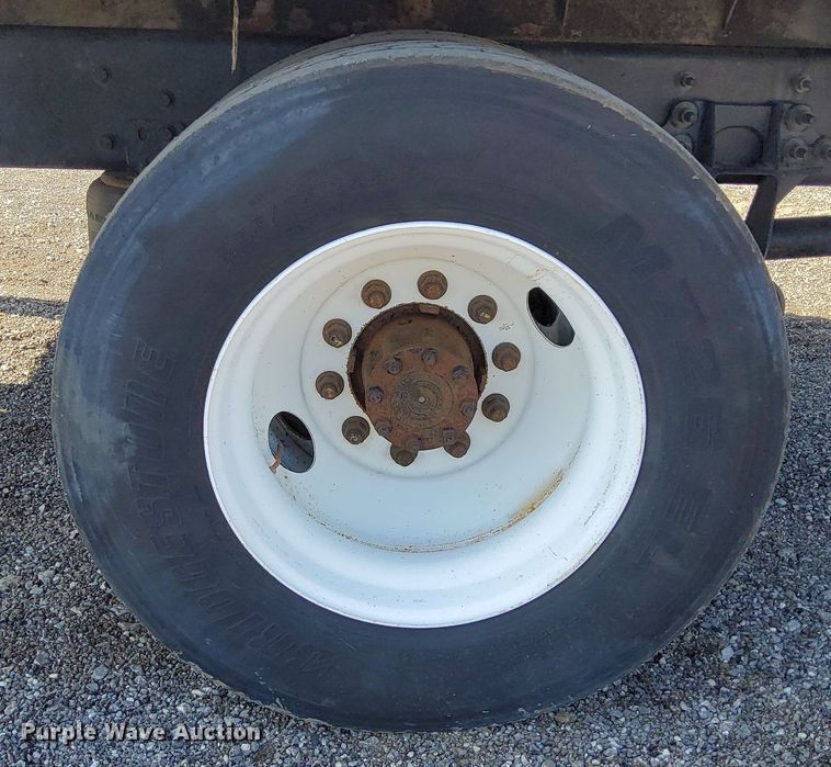 image for item KW9030 2014 International 4300 SBA  box truck